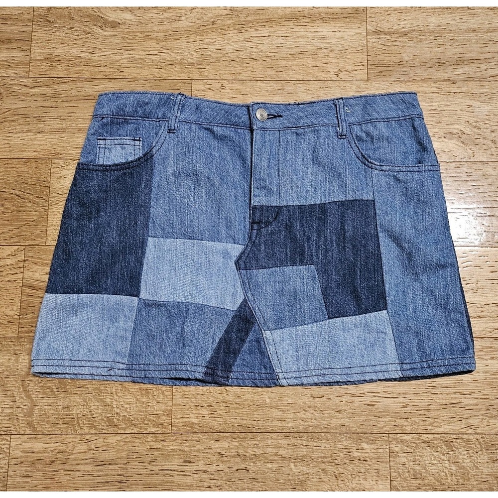 Gianni Bini Denim Patchwork Size Large 14" Long Mini Skirt Streetwear